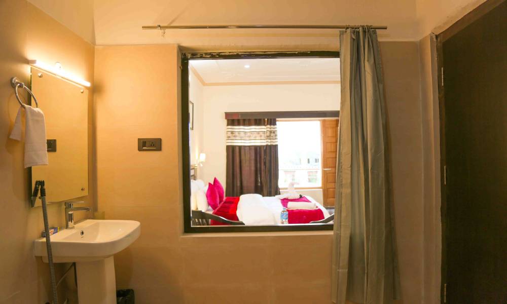 top 10 hotel in Leh Ladakh